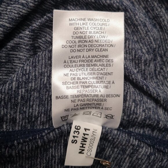 2/$30.00 - Head Ladies Size Small Fitted Navy 1/4 Zip Athletic Top - Picture 8 of 13